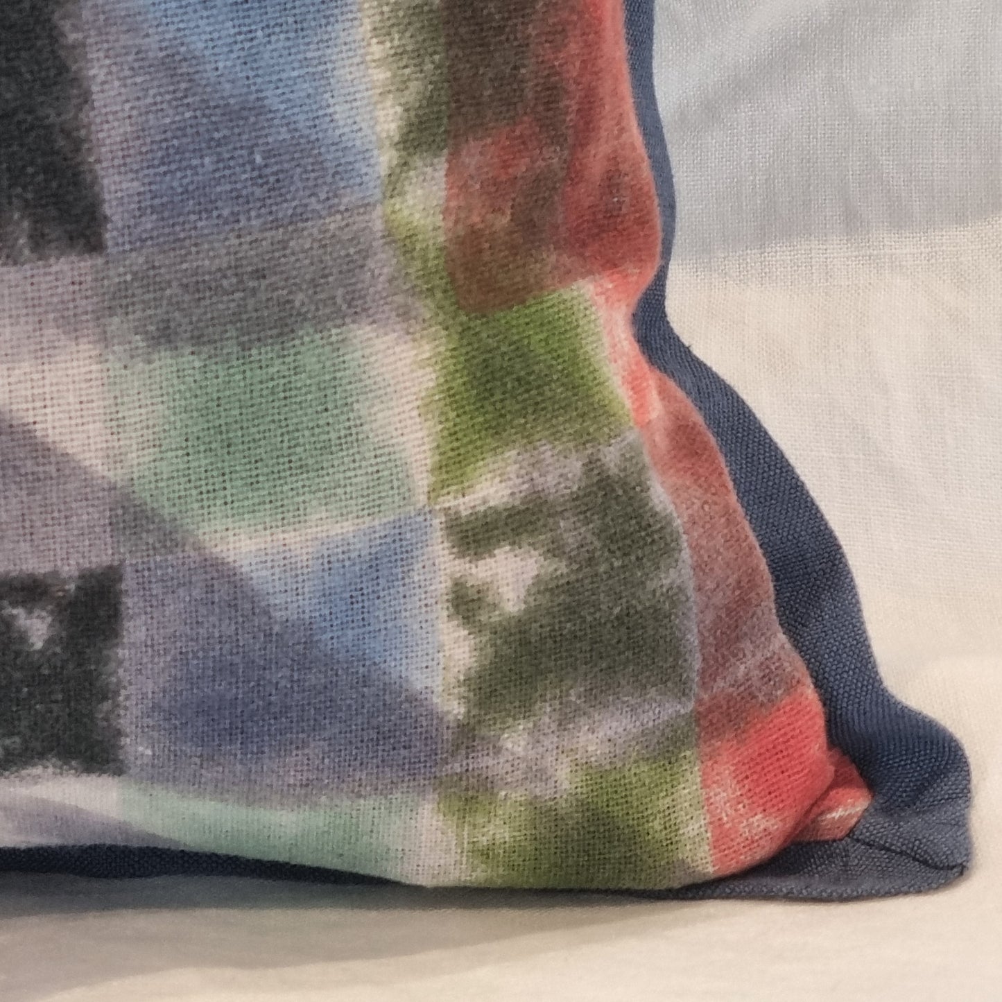 Blue Iris 50 x 50 cm Cushion Cover BI 511