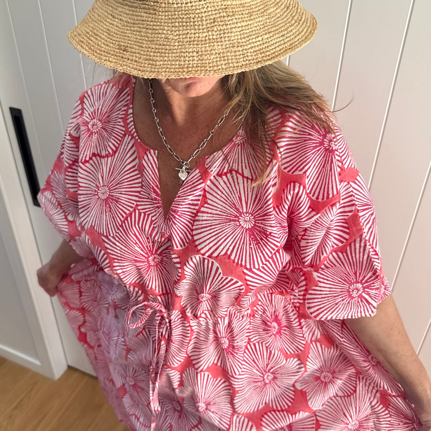 Kaftan - Lilypad- Coral / White -one size